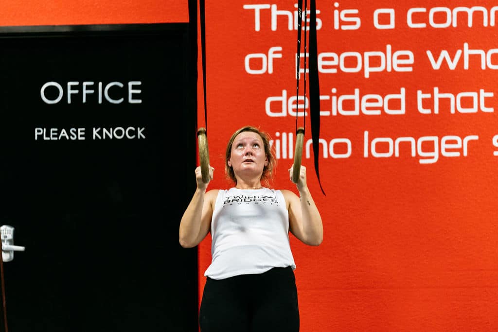 A CrossFit athlete participates in a CrossFit workout